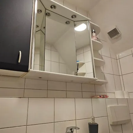 Direkt An Den Externsteinen *